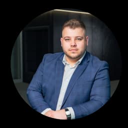 Patrik Tůma, Výkonný riaditeľ